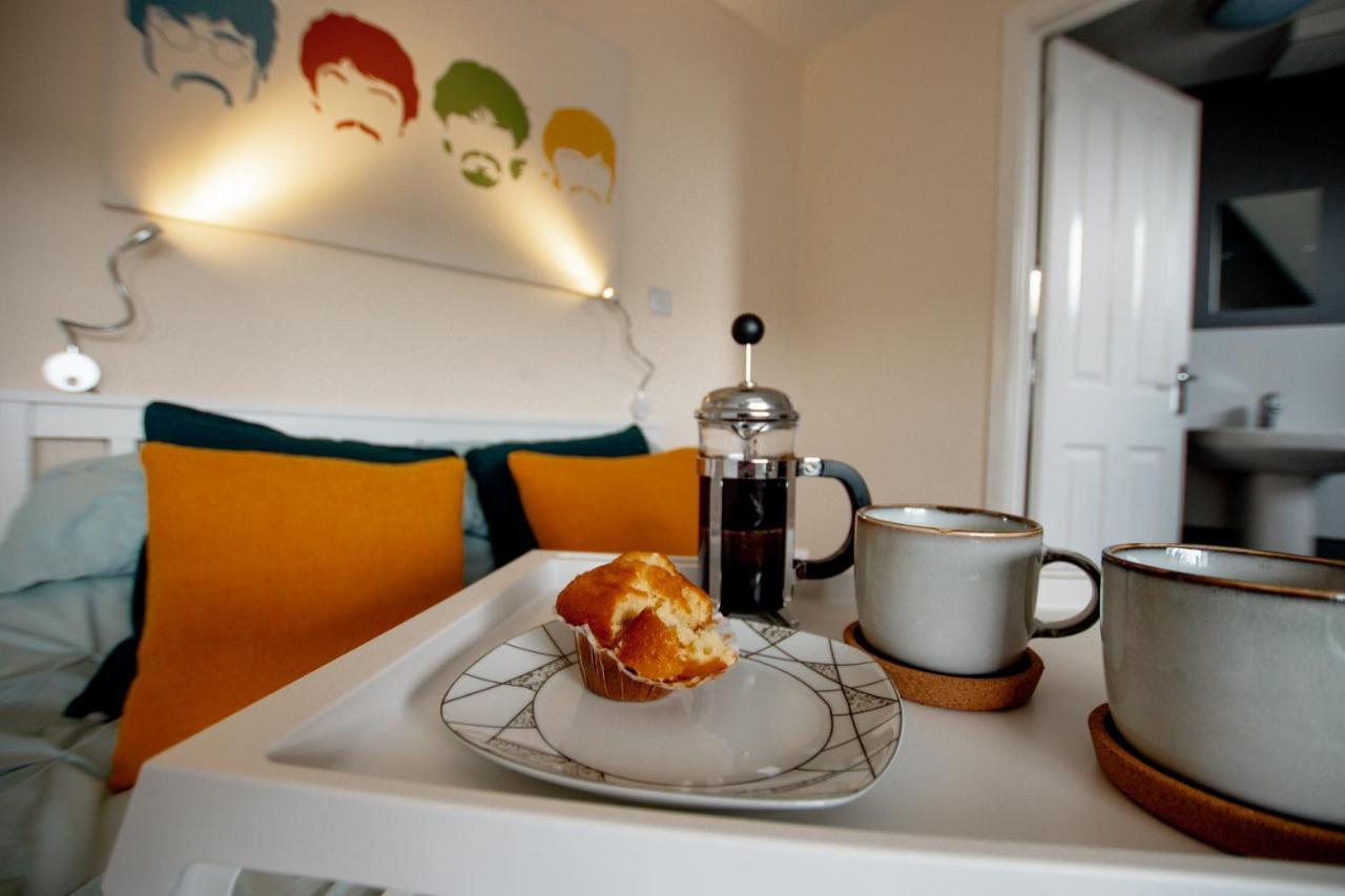 Chichele House, Sleeps 8, Nr Rushden Lakes, Allocated Parking, Corporate Welcome Higham Ferrers Екстериор снимка